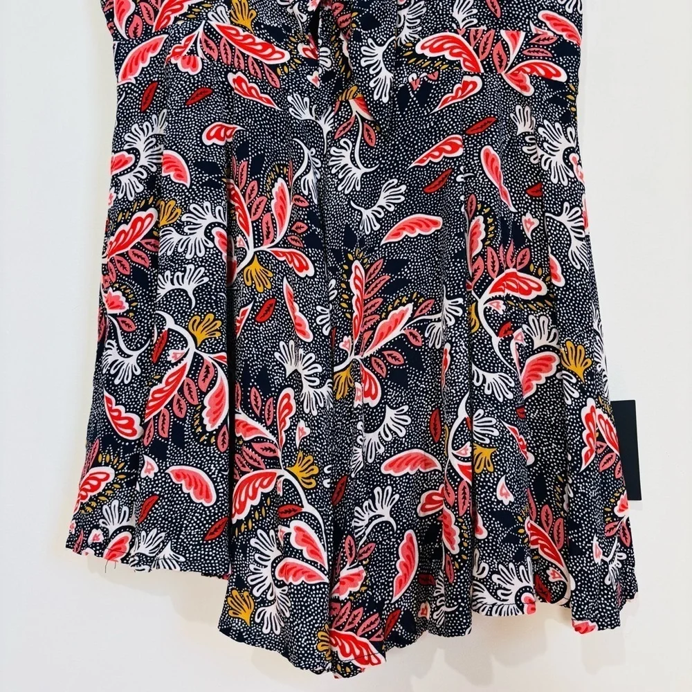 Lulus Dondi Boho Beach Navy White leaf Print V-Neck lagenlook Whimsical Romper L